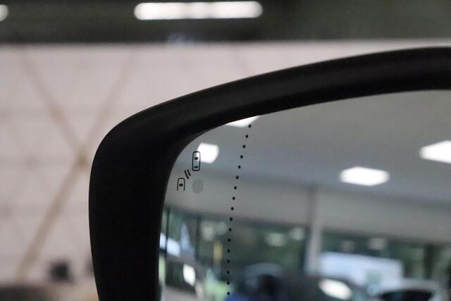 Renault GRAND SCENIC 1.3 TCe 140 Bose 7p. | Camera | BOSE | 7-persoons |