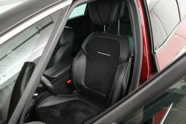 Renault GRAND SCENIC 1.3 TCe Black Edition | Panoramadak | Trekhaak | Adaptive cruise | Stoelverwarming | Head-Up | Camera | Carplay | Leder/Alcantara | Navigatie