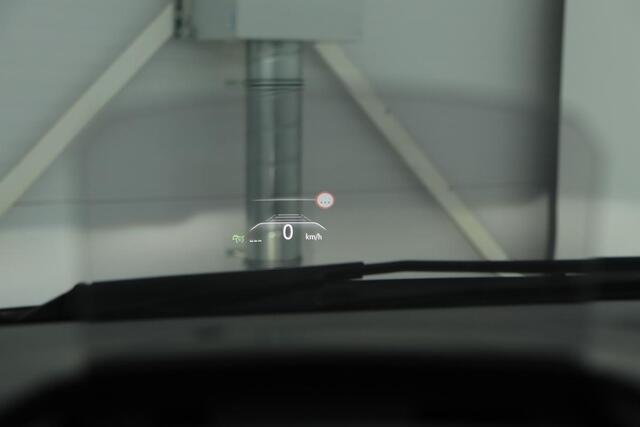 Renault GRAND SCENIC 1.3 TCe Black Edition | Panoramadak | Trekhaak | Adaptive cruise | Stoelverwarming | Head-Up | Camera | Carplay | Leder/Alcantara | Navigatie