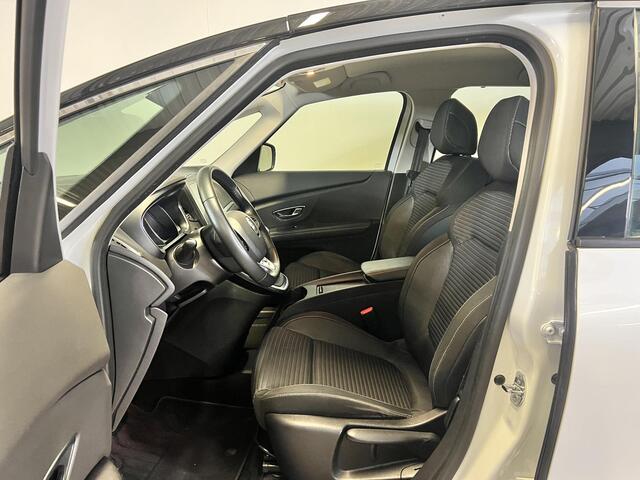Renault GRAND SCENIC 1.3 TCe 140 EDC Limited | 7-Persoons | Navigatie | Trekhaak