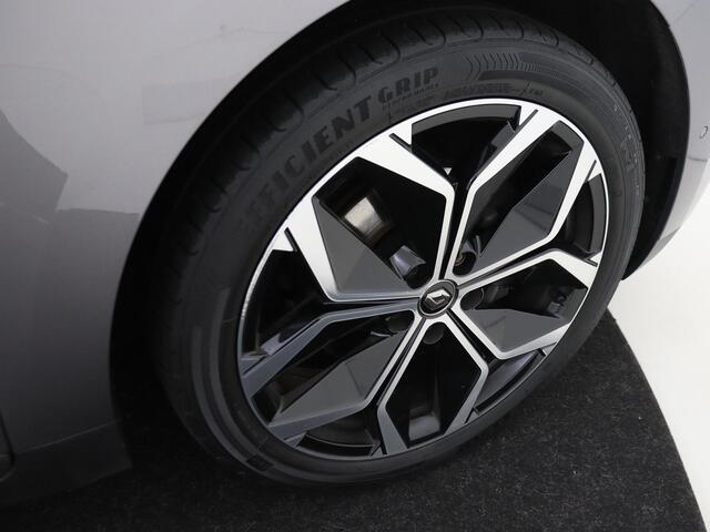 Renault GRAND SCENIC 1.3 TCe 140 PK Intens Navigatie / Climate Control / Parkeersenoren Voor en Achter / Camera Achter / TREKHAAK