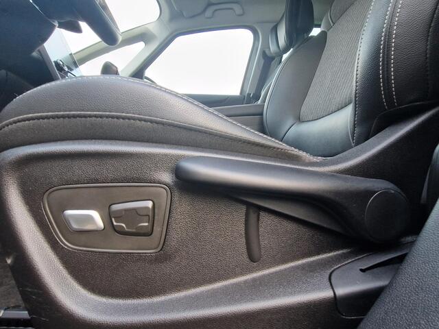 Renault GRAND SCENIC 1.3 TCe Intens 7p. Automaat / 1500kg Trekgewicht / 1e Eigenaar / Dealer Onderhouden / Apple Carplay & Android Auto / + Zomerbanden / Stoel Verwarming / Cruise Control / Achteruitrijcamera / Navigatie /