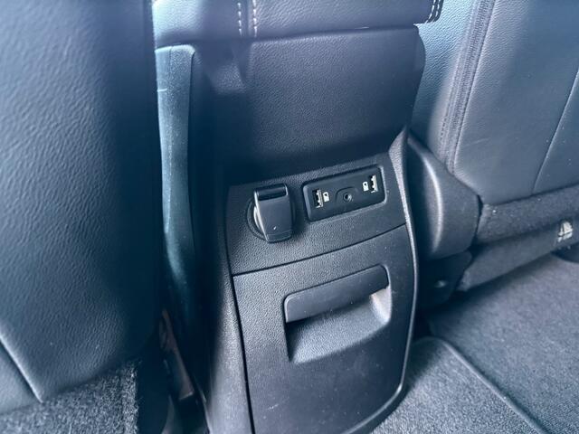Renault GRAND SCENIC 1.3 TCE BOSE 7-Pers 140PK CAMERA/TREKHAAK/LED/NAVIGATIE