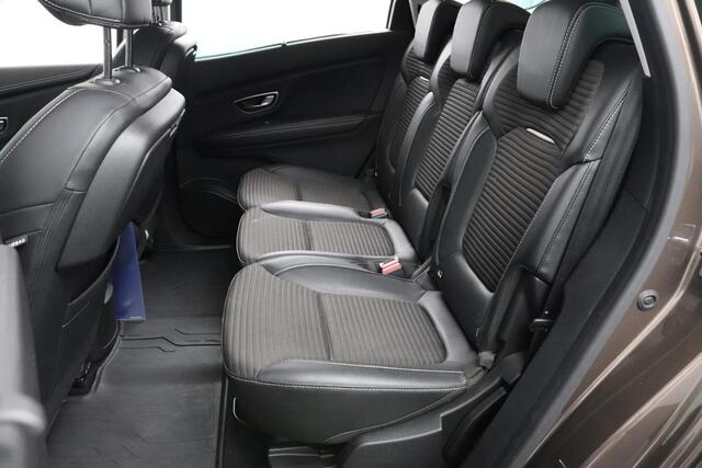 Renault GRAND SCENIC 1.2 TCe 130 Intens |1e eigenaar| Dealer onderhouden| 7-Persoons | Trekhaak 1850kg Geremd|