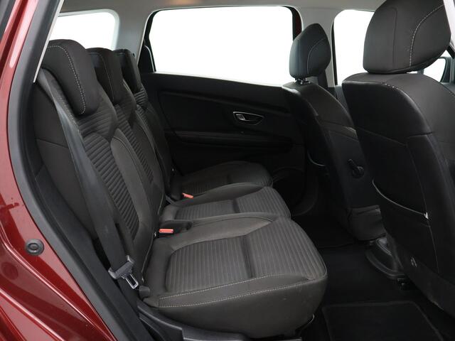 Renault GRAND SCENIC 1.2 TCe 7-PERS ZEN *ROUGE CARMIN METALLIC* + TREKHAAK / DAB / 20 INCH