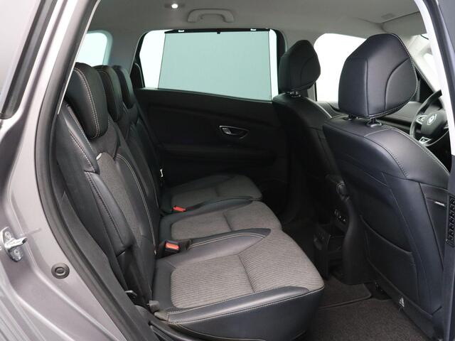 Renault GRAND SCENIC TCe 140pk Techno 7p. | 1500kg geremd | Climate control | Navigatie |