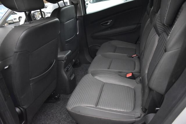 Renault GRAND SCENIC 1.3 TCe Business edition 7p. | PDC V+A | Navigatie | Cruise cont