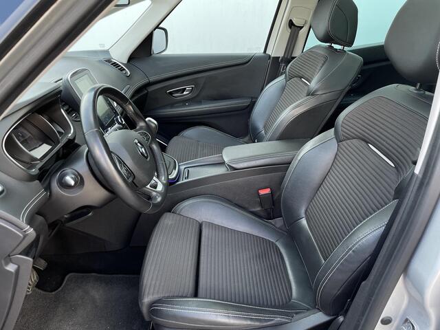 Renault GRAND SCENIC 1.3 TCe 160 EDC Bose 7p. / Afneembare trekhaak (1800 KG) / Head-up display / Adaptieve cruise control / Panoramadak / Achteruitrijcamera