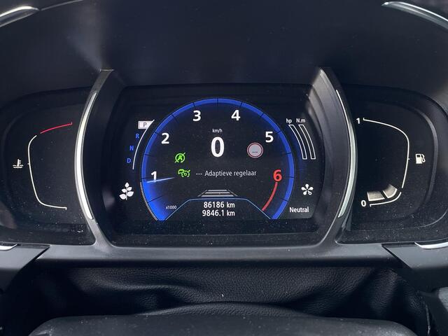 Renault GRAND SCENIC 1.3 TCe 160 EDC Bose 7p. / Afneembare trekhaak (1800 KG) / Head-up display / Adaptieve cruise control / Panoramadak / Achteruitrijcamera