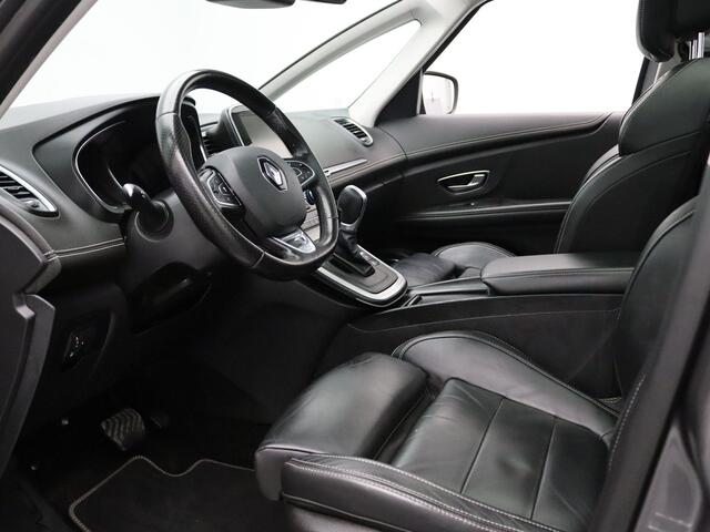 Renault GRAND SCENIC TCe Initiale Paris 7-Persoons EDC/AUTOMAAT BOSE | Camera | Adapt. Cruise | Parkeersens. v+a | Stoelverw. | Panoramadak