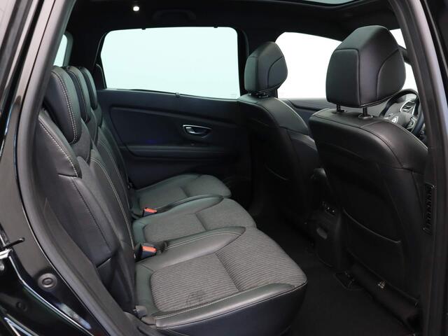 Renault GRAND SCENIC 140pk TCe Techno 7p. | Panoramisch dak | Achteruitrijcamera | 1500kg geremd |