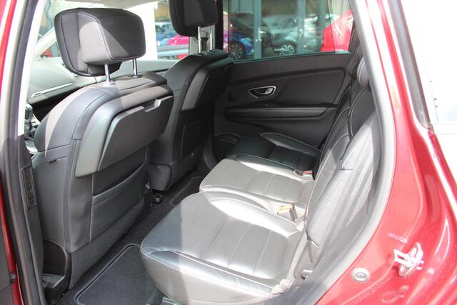 Renault GRAND SCENIC 1.3 TCe 160 EDC Iniatiale Paris Automaat