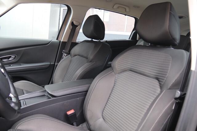 Renault GRAND SCENIC 1.2 TCe Zen 7 Persoons, Trekhaak, Cruise, Navigatie
