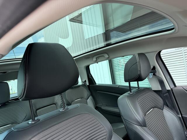 Renault GRAND SCENIC 1.3 TCe 160 Bose 7p. | trekhaak | headup | panoramadak | tijdelijk gratis Top Afleverpakket twv Eur 695