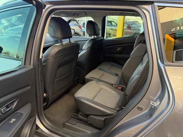 Renault GRAND SCENIC 1.3 TCe Techno 7p. | Trekhaak | Navigatie | Achteruitrijcamera | DAB | LED | Climate Control | Key-less | Lichtmetaal 20'' |