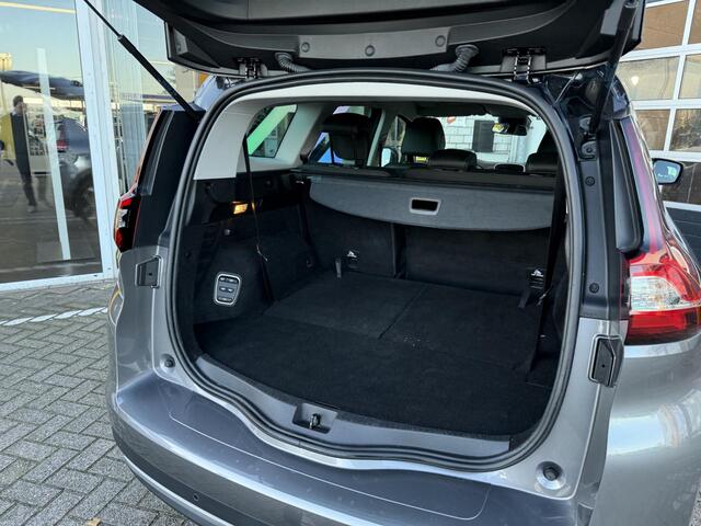 Renault GRAND SCENIC 1.3 TCe Techno 7p. | Trekhaak | Navigatie | Achteruitrijcamera | DAB | LED | Climate Control | Key-less | Lichtmetaal 20'' |
