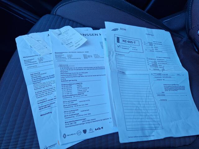 Renault GRAND SCENIC 1.2 TCe Zen Trekhaak climatronic, pdc voor en achter .