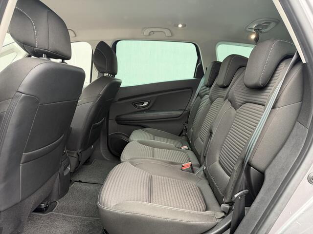 Renault GRAND SCENIC 1.3 TCe 140pk 7p. / Automaat / Trekhaak (1500KG) / Navigatie / Camera / PDC / DAB / Cruise / Clima / All Season Banden /