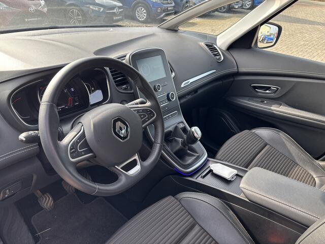 Renault GRAND SCENIC 1.3 TCe Intens 7-Persoons Trekhaak / Navigatie / Camera