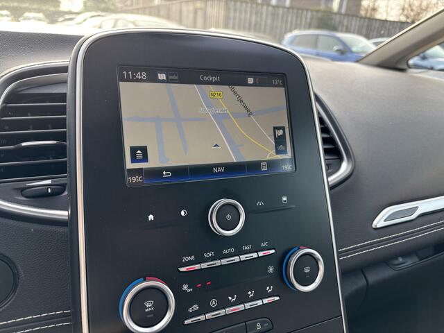 Renault GRAND SCENIC 1.3 TCe Intens 7-Persoons Trekhaak / Navigatie / Camera