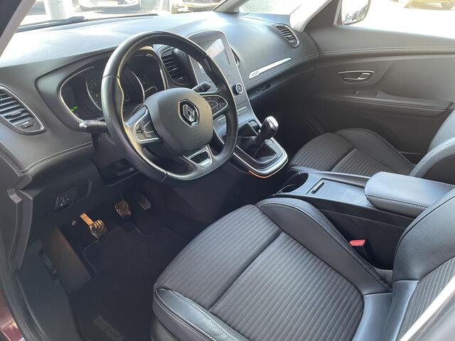 Renault GRAND SCENIC 1.2 TCe Intens 7p. / NAVI / CLIMATE CONTROL / PDC + CAMERA / EASY PARK ASSIST /