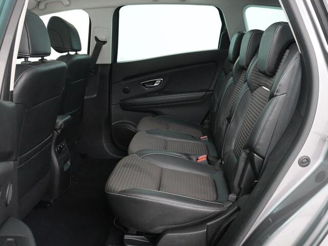 Renault GRAND SCENIC 1.3 TCe Bose 7 Persoons | Panoramadak | Head-Up | Trekhaak | Half leder | Massage | Carplay | Camera | Navigatie | Full LED | Cruise control | Parkeerhulp | Climate control
