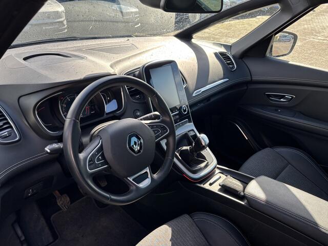 Renault GRAND SCENIC 1.3 TCe Techno 7-Persoons Panoramadak / Camera / Carplay