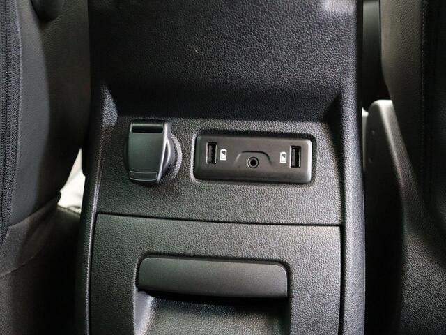 Renault GRAND SCENIC 1.3 TCe 140pk Intens 5p | 1800kg geremd | Parkeersensoren voor/achter | Adaptieve cruise control |