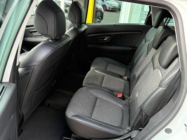 Renault GRAND SCENIC 1.3 TCe Intens 7p. | Cruise adaptief | Heads-up display | LED | Achteruitrijcamera | Navigatie | Climate Control | DAB |