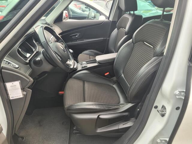 Renault GRAND SCENIC 1.3 TCe Intens 7p. | Historie | Navigatie | Camera | Trekhaak(1800kg)