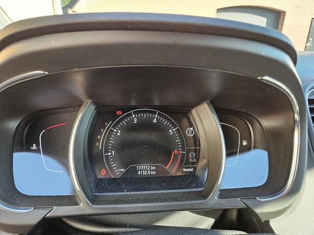Renault GRAND SCENIC 1.3 TCe Bose 7p. (koppakking defect)