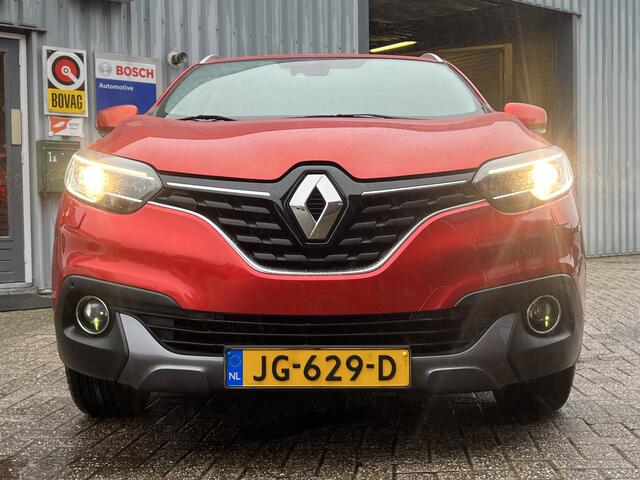 Renault KADJAR 1.2 TCe Intens | TREKHAAK | NAVIGATIE | KEYLESS ENTRY |