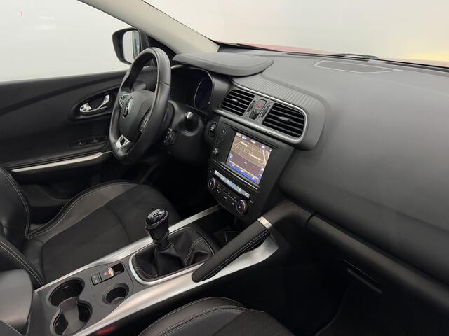 Renault KADJAR 1.2 TCe Intens Half leder, Pano, Camera, Navi, Keyless start, Virtual desk, A start stop