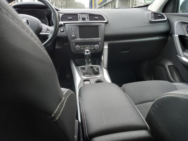 Renault KADJAR 131 Pk 1.2 TCe Intens Lichtmetalen velgen,Airco, Voorruitverwarming, Cruise Control Prijs Rijklaar Verkoop op Afspraak