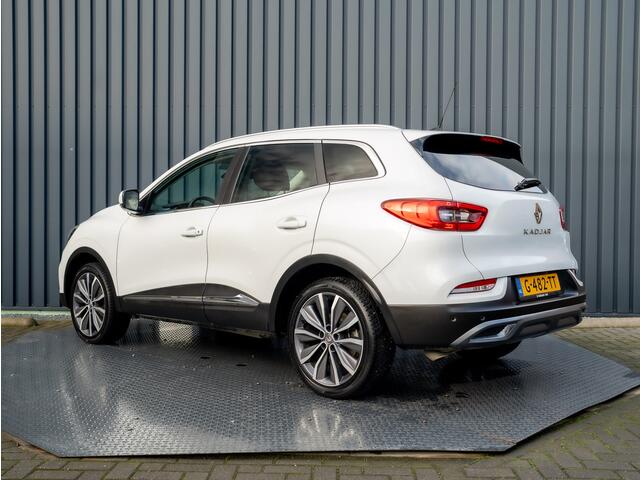 Renault KADJAR 1.3 TCe 160Pk Intens| Panodak | 19'' | Dodehoek sensoren | Bose | Prijs Rijklaar!!