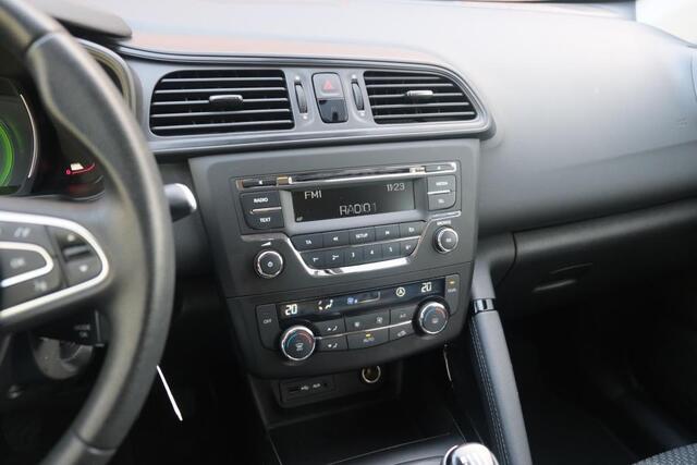 Renault KADJAR 1.2 TCe 131pk Life | Climate | Cruise | PDC | 19" velgen