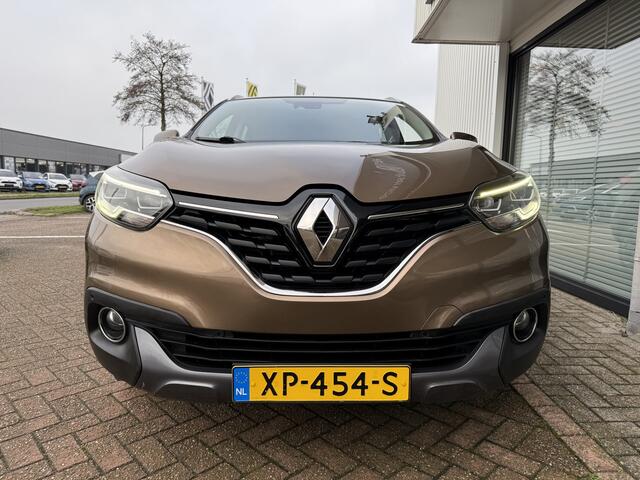 Renault KADJAR Extase Tce 130 | trekhaak wegklapbaar | lederen bekleding | Easy Park Assist | tijdelijk gratis Top Afleverpakket twv Eur 695
