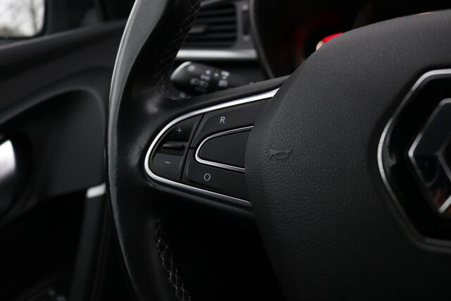 Renault KADJAR TCe 140 Intens | Stoelverwarming | Trekhaak | Bose