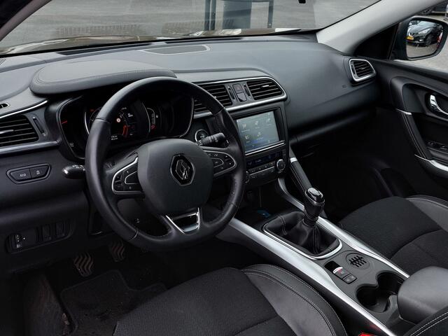 Renault KADJAR 1.2 TCe 131pk Intens Pack-Tech | Navi | Clima | Cruise | Keyless Entry | Pdc V+A+Assist+Camera | Dodehoek+Rijstrook+Licht+Regensensor | Mistlampen | Privacy Glass | 17''lm