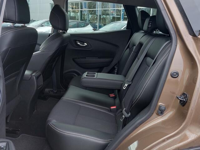 Renault KADJAR 1.2 TCe 131pk Intens Pack-Tech | Navi | Clima | Cruise | Keyless Entry | Pdc V+A+Assist+Camera | Dodehoek+Rijstrook+Licht+Regensensor | Mistlampen | Privacy Glass | 17''lm