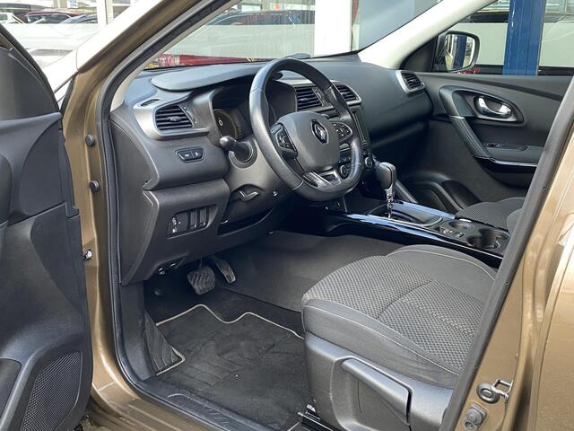 Renault KADJAR 1.2 TCe Intens / Automaat / 131 PK / 68.000 Km / Dealer-Onderhouden / Trekhaak / Cruise-Control / Climate-Control / Keyless / LED / DAB Radio-Bluetooth / Navi / PDC V+A / 17'' LMV / ENZ.