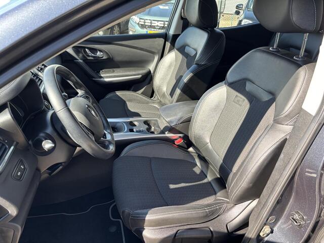 Renault KADJAR 1.2 TCe Intens AUTOMAAT / LICHTMETALEN VELGEN / PARKEERSENSOREN V+A / ACHTERUITRIJCAMRA / BLEUTOOTH / CLIMATE CONTROL