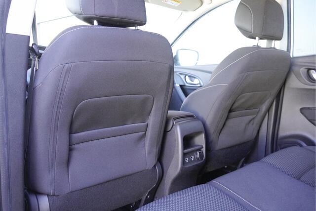 Renault KADJAR 1.3 TCe 141PK! Zen BJ2019 Lmv 17" | Led | Pdc | Navi | Keyless entry | Trekhaak | Climate control | Cruise control | Extra getint glas