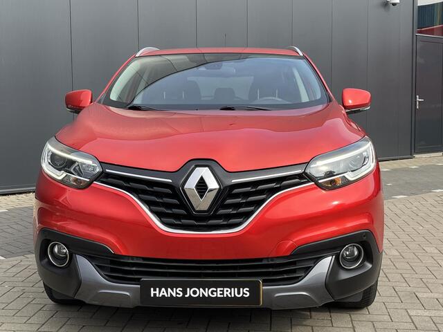 Renault KADJAR TCe 130 pk Intens | 1e EIGENAAR | 1500 KG TREKKRACHT | TREKHAAK | SENSOREN V+A | CAMERA ACHTER | DODE HOEKDETECTIE | CLIMATE EN CRUISE CONTROL | AUTOMAAT |