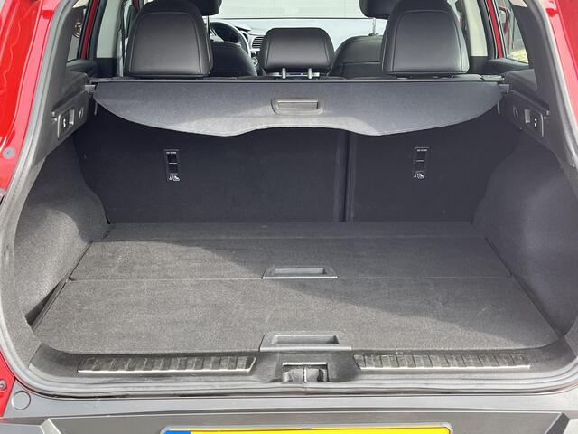 Renault KADJAR TCe 130 pk Intens | 1e EIGENAAR | 1500 KG TREKKRACHT | TREKHAAK | SENSOREN V+A | CAMERA ACHTER | DODE HOEKDETECTIE | CLIMATE EN CRUISE CONTROL | AUTOMAAT |