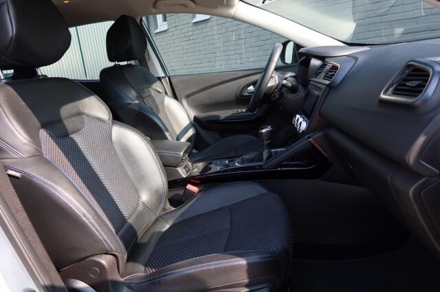 Renault KADJAR 1.3 TCE ZEN, NAVI, CAMERA, TREKHAAK ENZ...