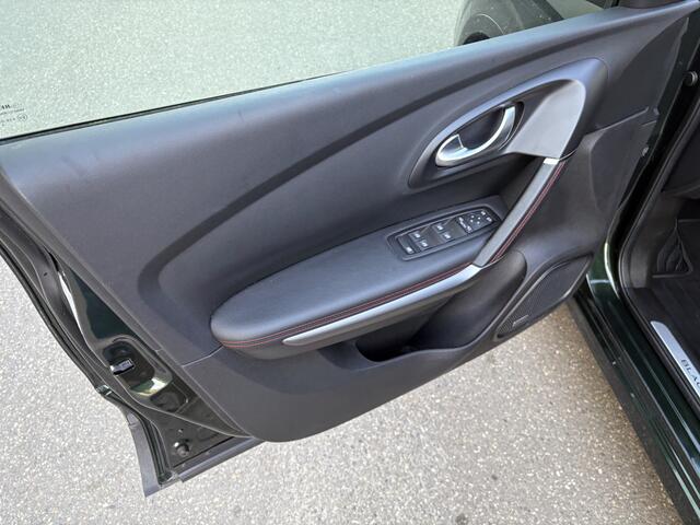 Renault KADJAR 1.3 TCe Black Edition / AUTOMAAT / NAVI / STOELVERWARMING / CRUISE / 68dkm! NAP!