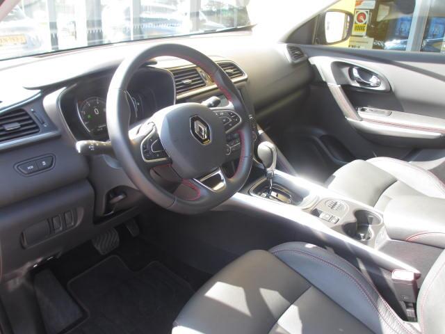 Renault KADJAR TCe 130PK Extase / CAMERA / NAVI / PARK. SENSOREN / LED KOPLAMPEN