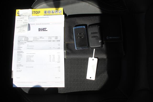 Renault KADJAR 1.2 TCe Intens Navigatie/Achteruitrijcamera/Parkeersensoren rondom/Climate control/Cruise control/Stoelverwarming/Virtual cockpit/Dodehoek detectie/Voorruitverwarming/Keyless/Lane assist/Park assist/Trekhaak/Multifunctioneel stuurwiel/Spraakbediening/17''