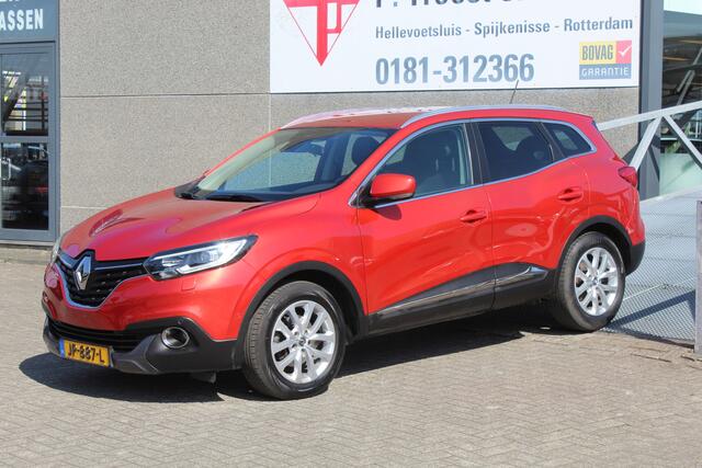 Renault KADJAR 1.2 TCe Intens Navigatie/Achteruitrijcamera/Parkeersensoren rondom/Climate control/Cruise control/Stoelverwarming/Virtual cockpit/Dodehoek detectie/Voorruitverwarming/Keyless/Lane assist/Park assist/Trekhaak/Multifunctioneel stuurwiel/Spraakbediening/17''